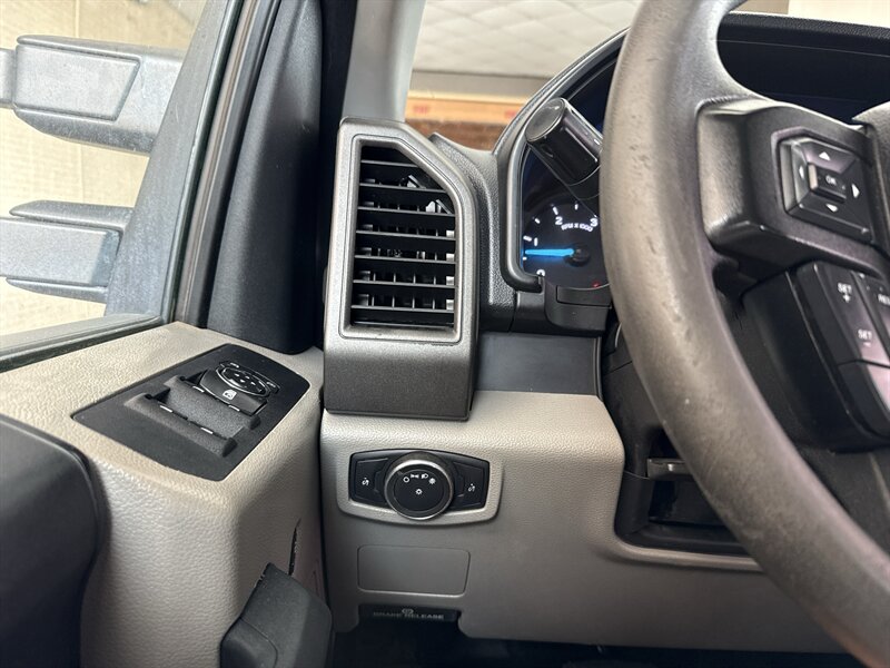 2017 Ford F-550 XL - Photo 20 - Arlington, TX 76011