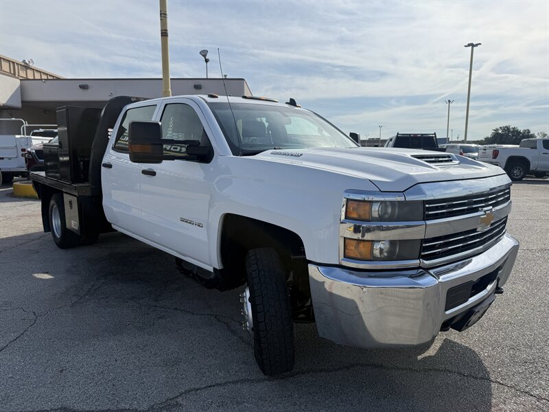 2017 Chevrolet Silverado 3500HD CC Work Truck - Photo 3 - Arlington, TX 76011