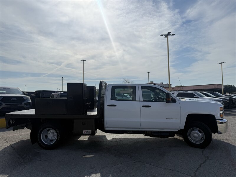 2017 Chevrolet Silverado 3500HD CC Work Truck - Photo 4 - Arlington, TX 76011