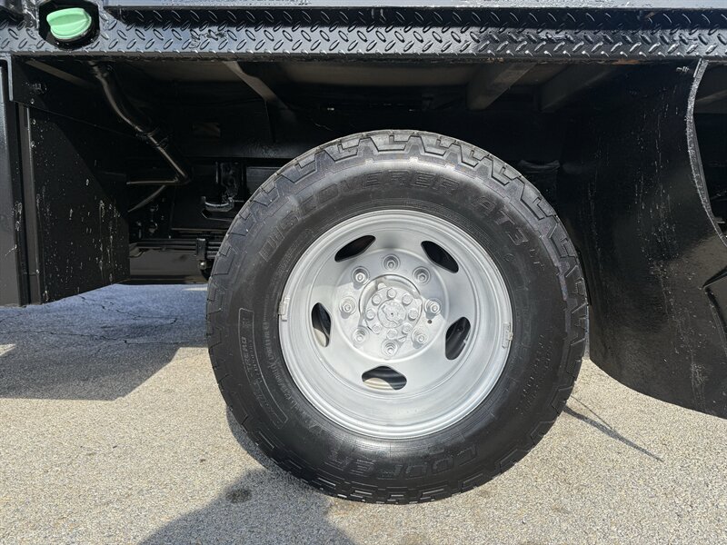 2017 Chevrolet Silverado 3500HD CC Work Truck - Photo 10 - Arlington, TX 76011