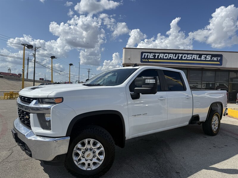 2022 Chevrolet Silverado 2500HD LT - Photo 8 - Arlington, TX 76011