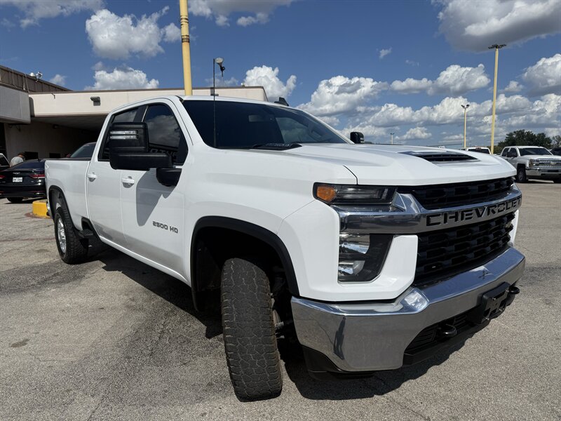 2022 Chevrolet Silverado 2500HD LT - Photo 3 - Arlington, TX 76011