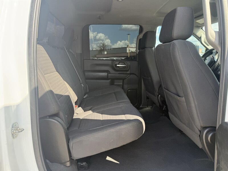 2022 Chevrolet Silverado 2500HD LT - Photo 19 - Arlington, TX 76011