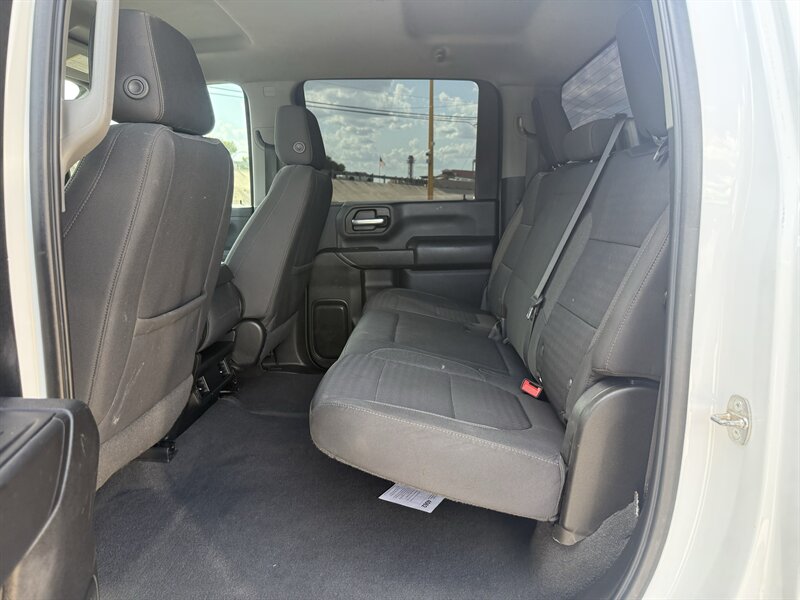 2022 Chevrolet Silverado 2500HD LT - Photo 15 - Arlington, TX 76011