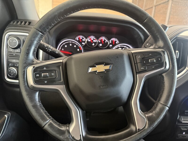 2022 Chevrolet Silverado 2500HD LT - Photo 21 - Arlington, TX 76011