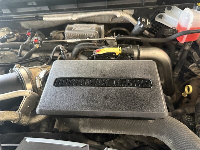 2022 Chevrolet Silverado 2500HD LT - Photo 28 - Arlington, TX 76011