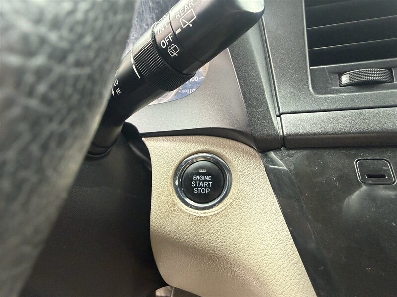 2020 Toyota Sienna XLE 7-Passenger - Photo 22 - Arlington, TX 76011