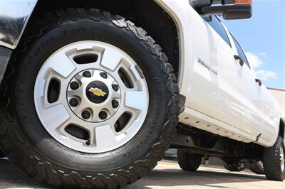 2019 Chevrolet Silverado 2500 Work Truck   - Photo 2 - Arlington, TX 76011