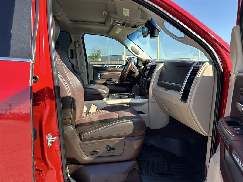2017 RAM 2500 Laramie Limited - Photo 18 - Arlington, TX 76011