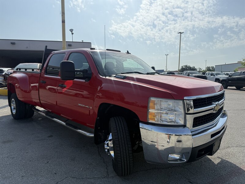 2008 Chevrolet Silverado 3500HD Work Truck - Photo 3 - Arlington, TX 76011