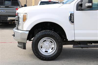 2019 Ford F-350 XL   - Photo 14 - Arlington, TX 76011