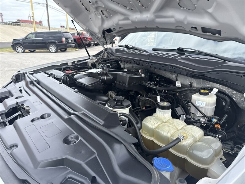 2021 Ford F-250 XLT - Photo 31 - Arlington, TX 76011