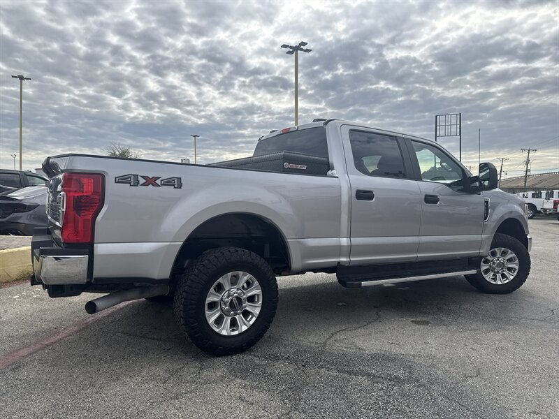 2021 Ford F-250 XLT - Photo 5 - Arlington, TX 76011