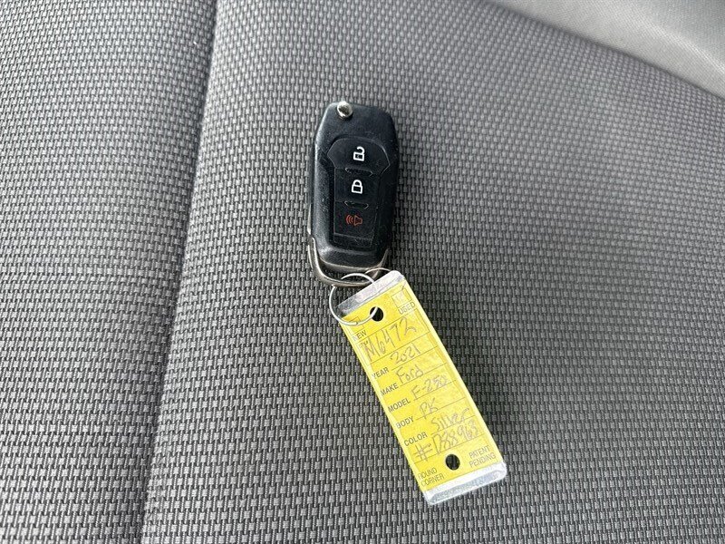 2021 Ford F-250 XLT - Photo 32 - Arlington, TX 76011