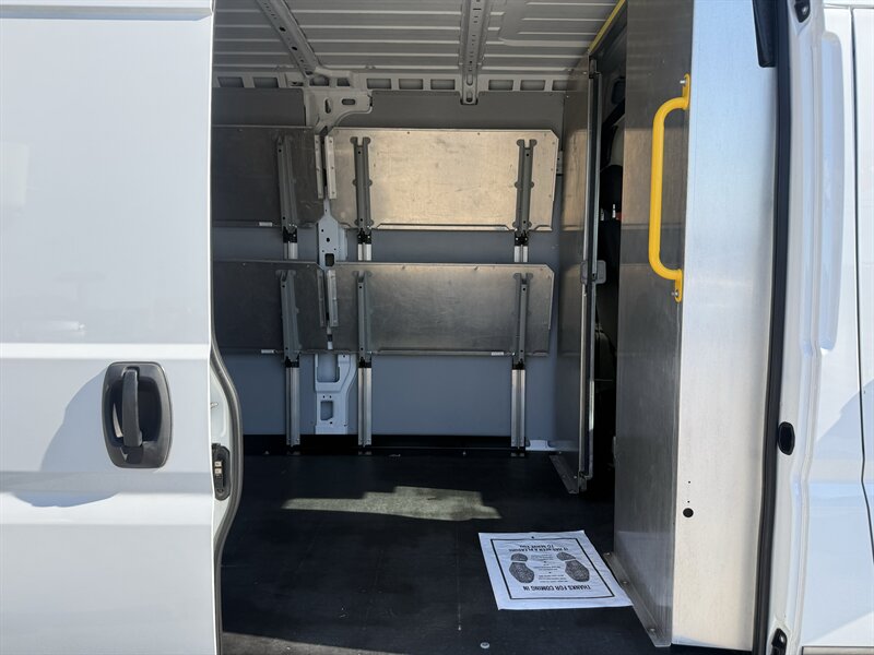 2023 RAM ProMaster 3500 159 WB - Photo 16 - Arlington, TX 76011