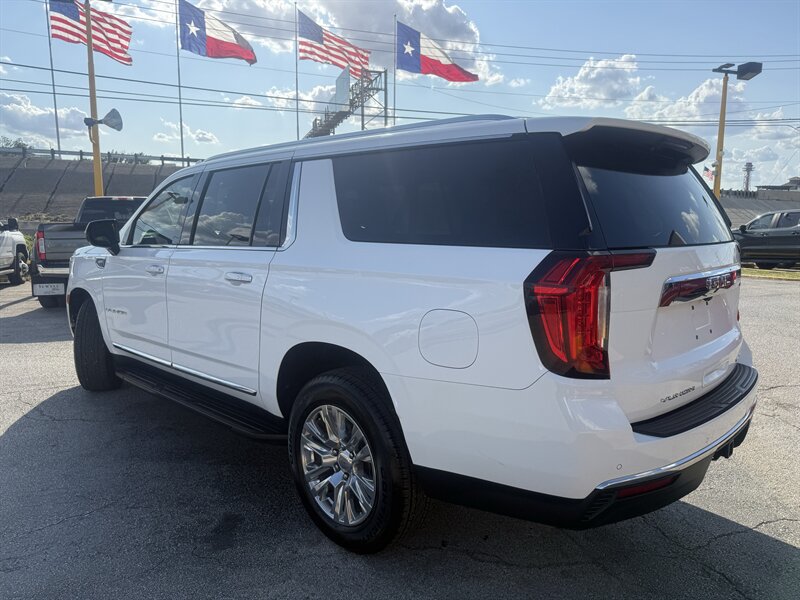 2021 GMC Yukon XL SLT - Photo 8 - Arlington, TX 76011