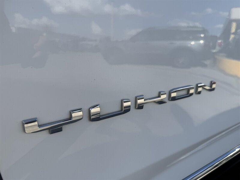 2021 GMC Yukon XL SLT - Photo 13 - Arlington, TX 76011