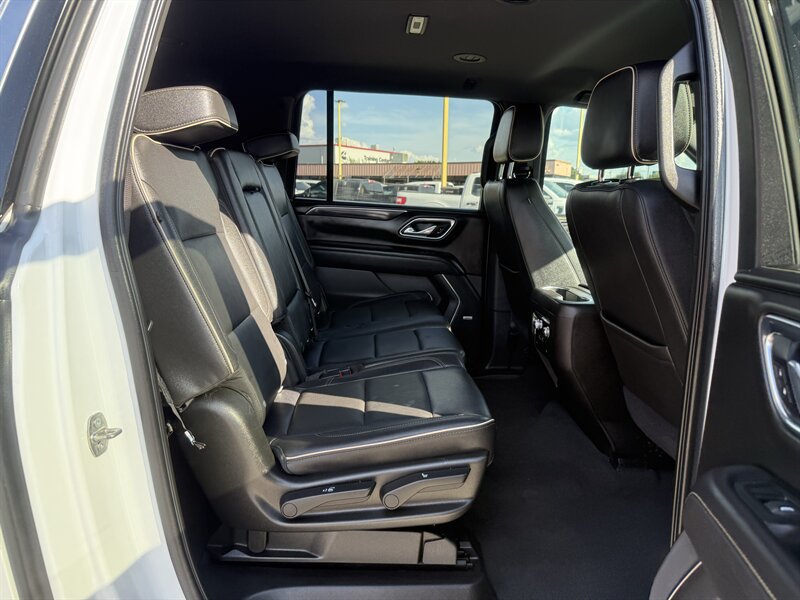 2021 GMC Yukon XL SLT - Photo 21 - Arlington, TX 76011