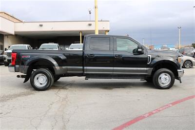 2019 Ford F-350 Lariat   - Photo 11 - Arlington, TX 76011