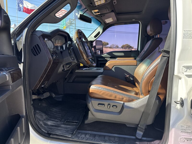2015 Ford F-350 Platinum - Photo 14 - Arlington, TX 76011