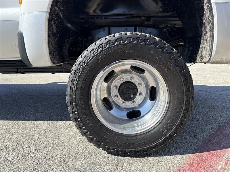 2015 Ford F-350 Platinum - Photo 10 - Arlington, TX 76011