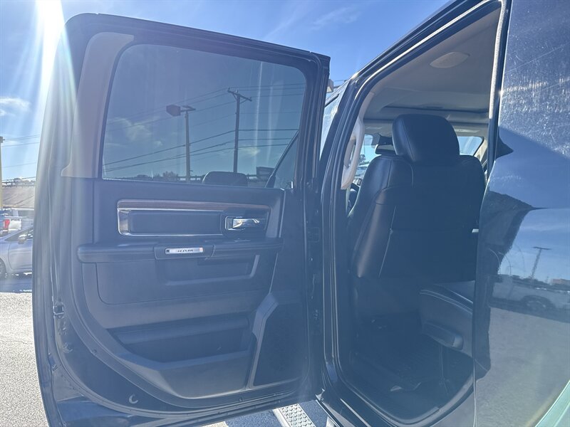 2016 RAM 2500 Laramie - Photo 14 - Arlington, TX 76011