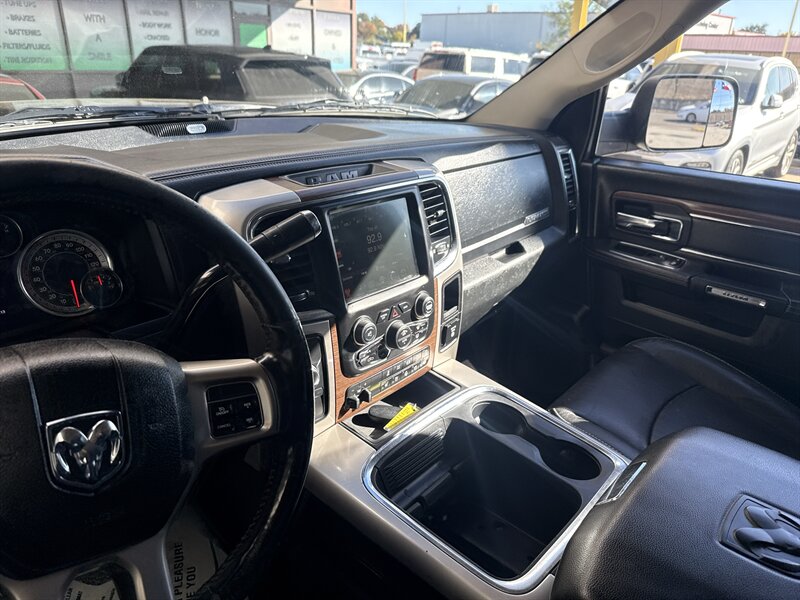 2016 RAM 2500 Laramie - Photo 27 - Arlington, TX 76011