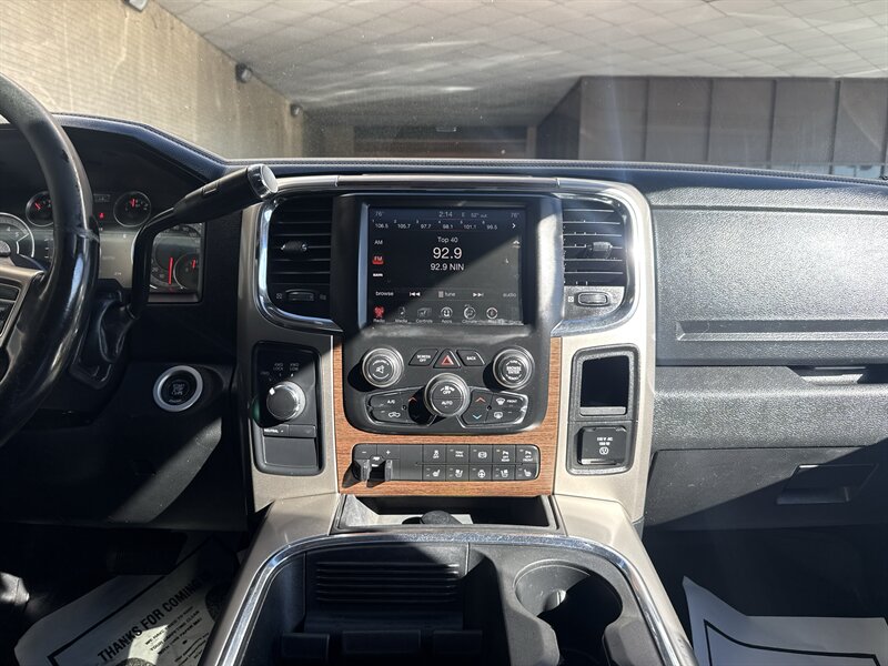 2016 RAM 2500 Laramie - Photo 25 - Arlington, TX 76011