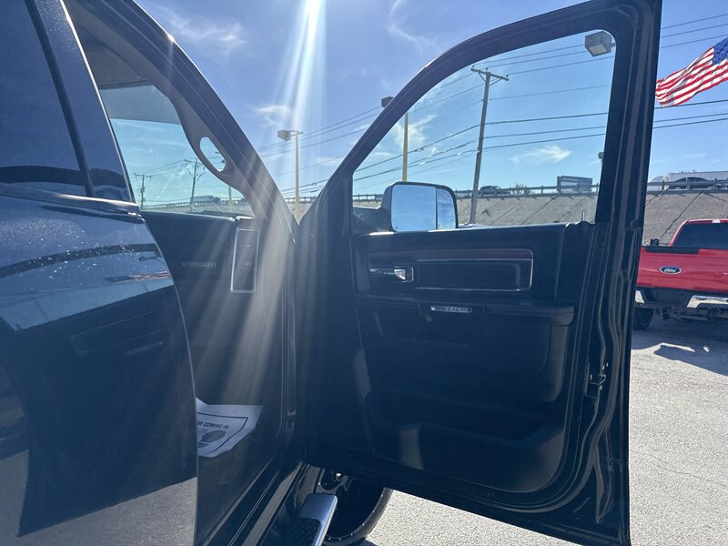 2016 RAM 2500 Laramie - Photo 16 - Arlington, TX 76011