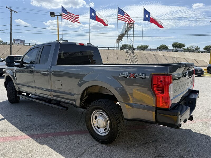 2020 Ford F-250 Super Duty XL - Photo 8 - Arlington, TX 76011