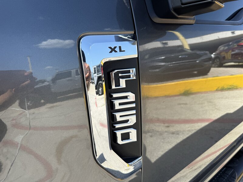 2020 Ford F-250 Super Duty XL - Photo 12 - Arlington, TX 76011