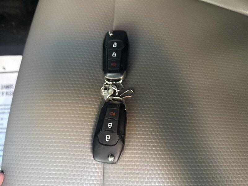 2019 Ford F-250 XL - Photo 32 - Arlington, TX 76011