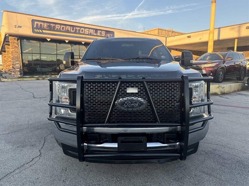 2019 Ford F-250 XL - Photo 2 - Arlington, TX 76011