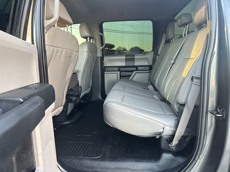 2019 Ford F-250 XL - Photo 16 - Arlington, TX 76011