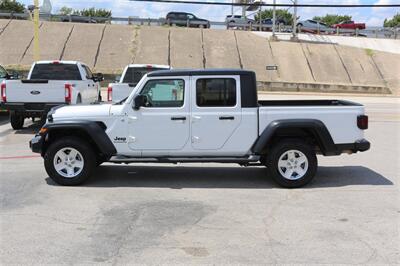 2020 Jeep Gladiator Sport   - Photo 6 - Arlington, TX 76011