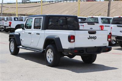 2020 Jeep Gladiator Sport   - Photo 7 - Arlington, TX 76011