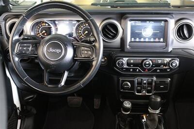 2020 Jeep Gladiator Sport   - Photo 38 - Arlington, TX 76011