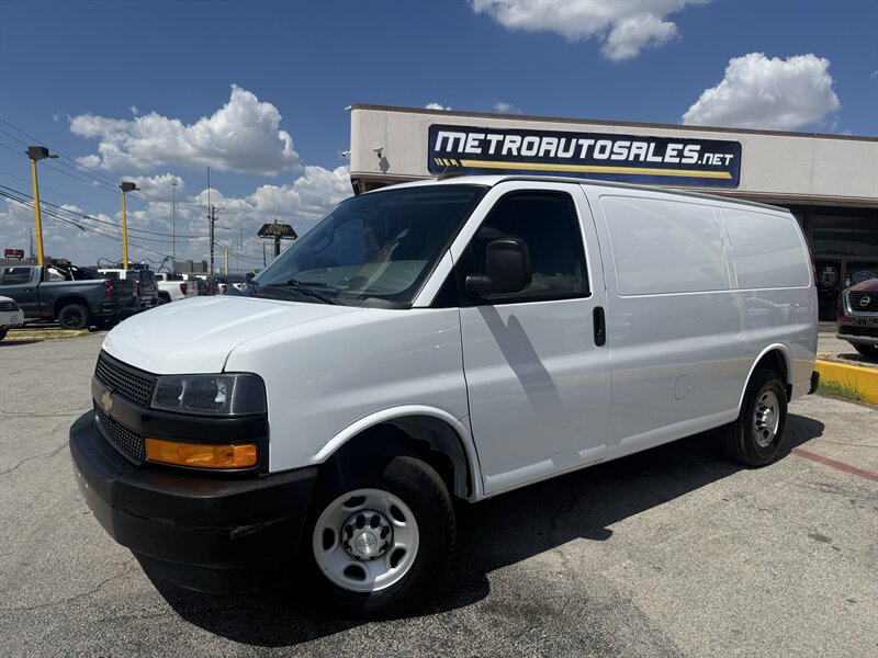 2021 Chevrolet Express 2500 - Photo 10 - Arlington, TX 76011