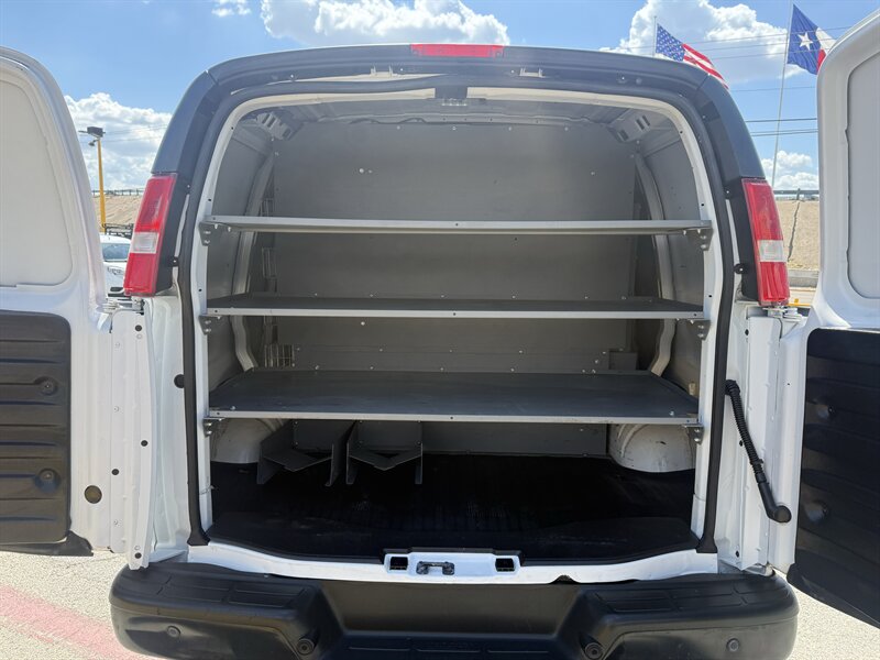 2021 Chevrolet Express 2500 - Photo 7 - Arlington, TX 76011