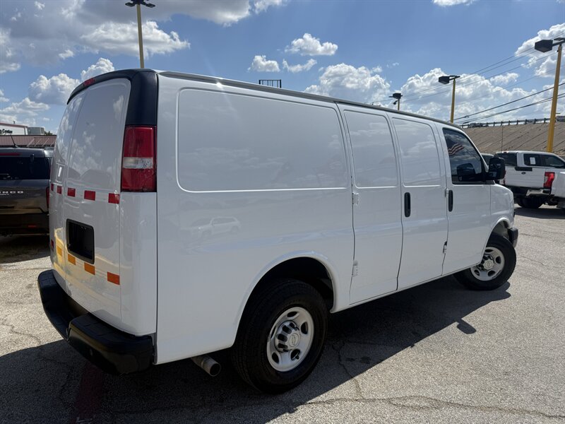 2021 Chevrolet Express 2500 - Photo 5 - Arlington, TX 76011