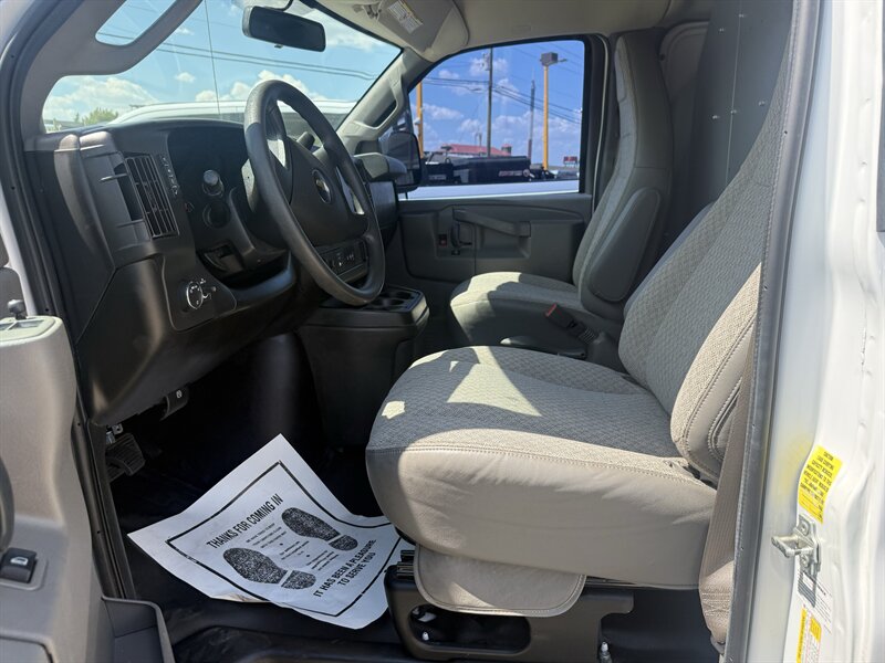 2021 Chevrolet Express 2500 - Photo 13 - Arlington, TX 76011