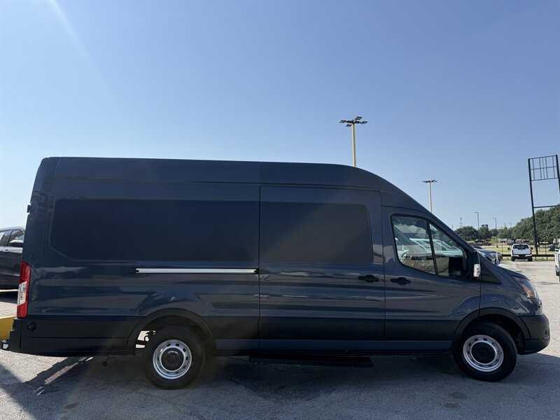 2020 Ford Transit 250 - Photo 4 - Arlington, TX 76011
