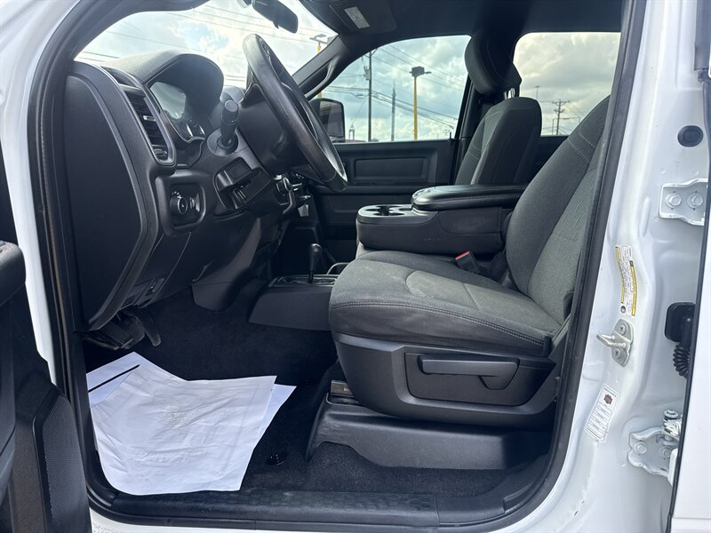 2023 RAM 2500 Tradesman - Photo 14 - Arlington, TX 76011