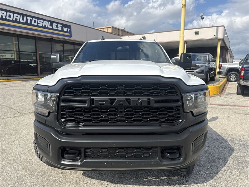 2023 RAM 2500 Tradesman - Photo 2 - Arlington, TX 76011