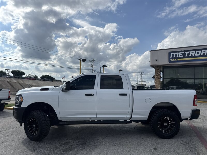 2023 RAM 2500 Tradesman - Photo 8 - Arlington, TX 76011