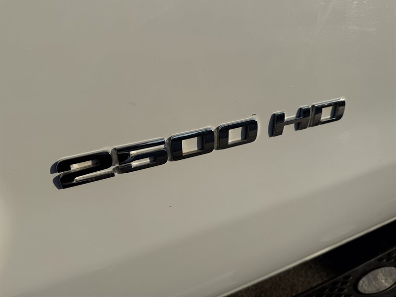 2015 Chevrolet Silverado 2500HD Work Truck - Photo 12 - Arlington, TX 76011