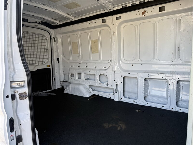 2016 Ford Transit 250 - Photo 17 - Arlington, TX 76011