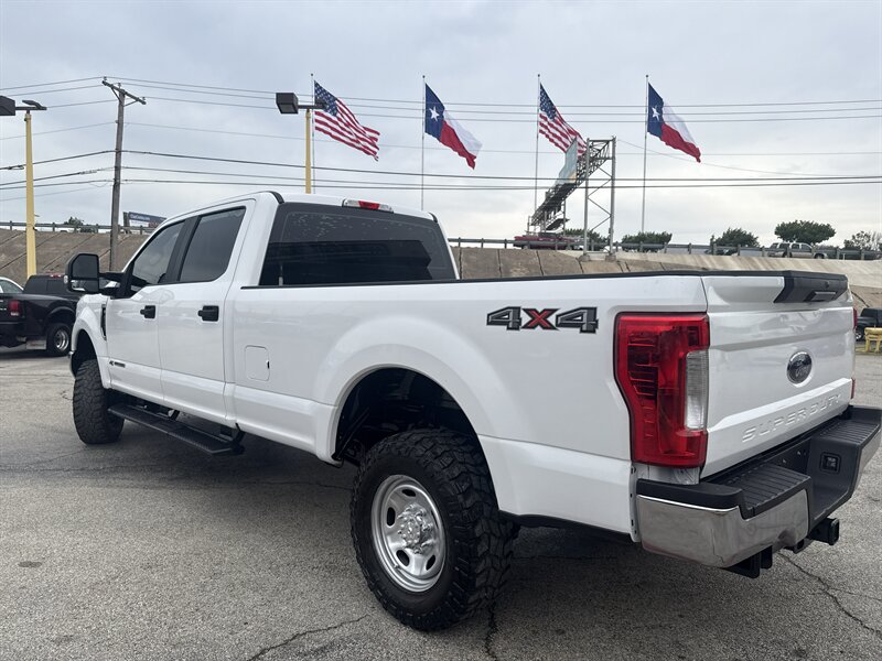 2019 Ford F-250 XL   - Photo 7 - Arlington, TX 76011