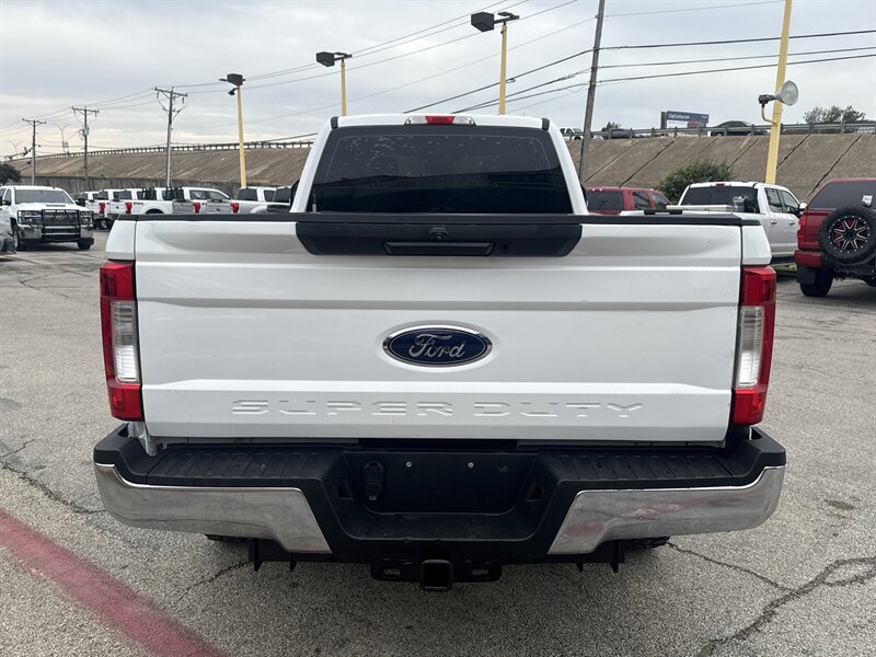 2019 Ford F-250 XL   - Photo 6 - Arlington, TX 76011