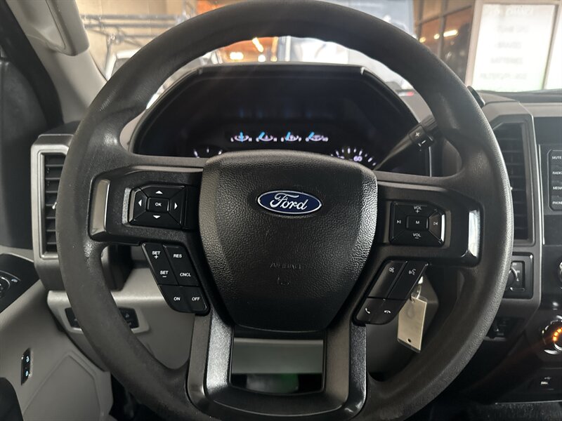 2019 Ford F-250 XL   - Photo 24 - Arlington, TX 76011